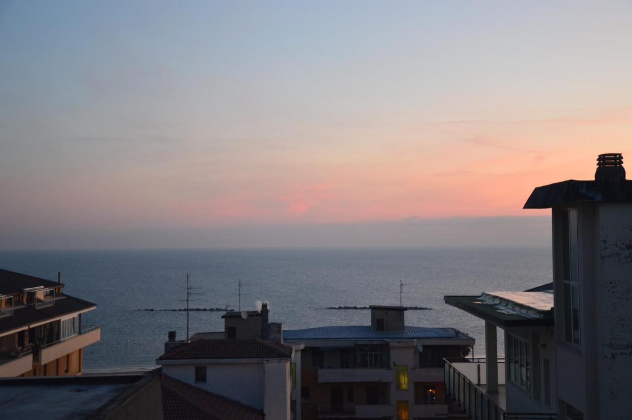 Ferienwohnung Luxury Bellevue Centro Citta Pescara Exterior foto